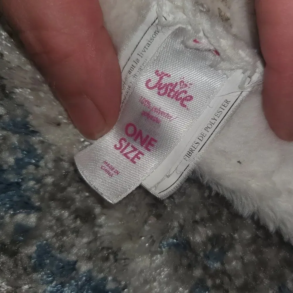 Justice Cream Unicorn Cozy Blanket || One size EUC